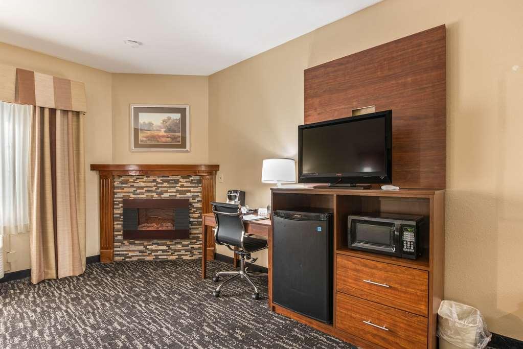 Quality & Hendersonville - 2*