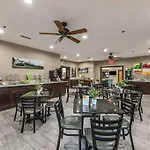 Quality Inn & Suites Hendersonville - Flat Rock 